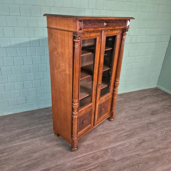 Bookcase Gründerzeit 1880 Walnut