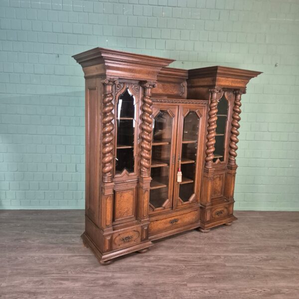 Cabinet Neo-baroque 1890 Oak