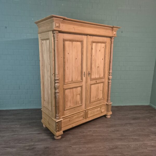 Wardrobe Gründerzeit 1880 Pine