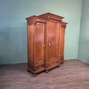 Wardrobe Gründerzeitstijl Oak