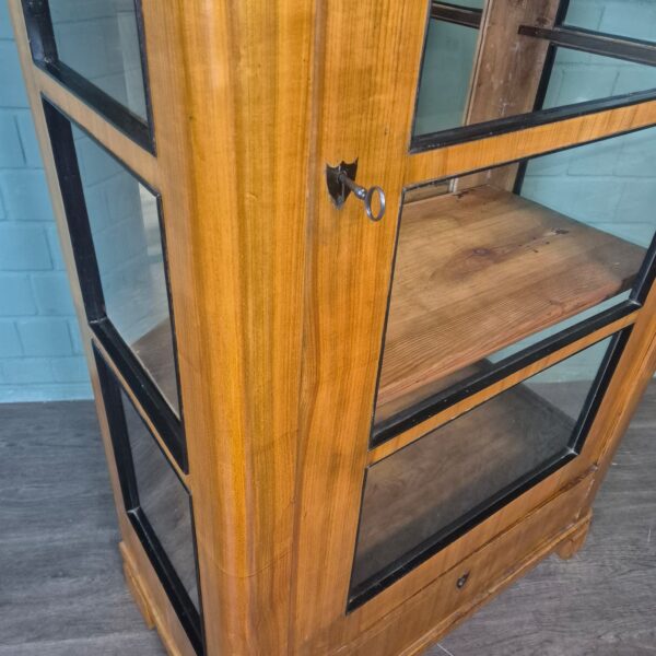 Display Cabinet Biedermeier 1850 Cherry Wood - Image 7