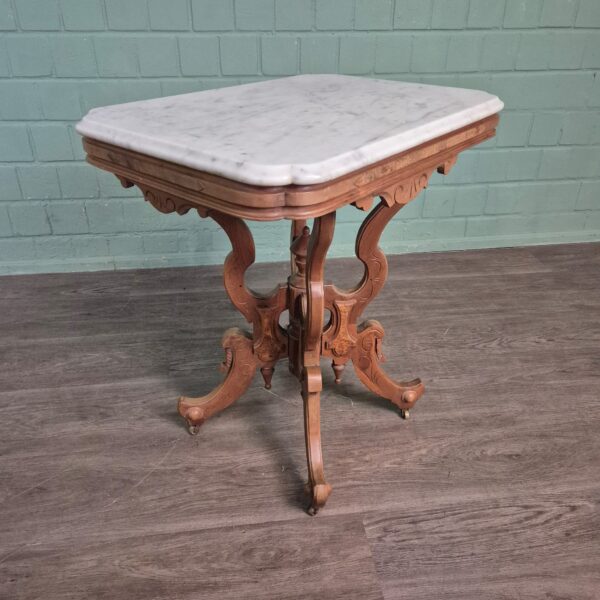 Coffee Table Gründerzeit 1880 Walnut