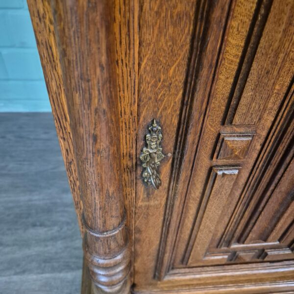 Cabinet 1880 Oak - Image 9