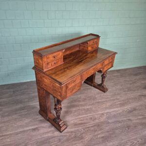 Desk Gründerzeit 1880 Walnut