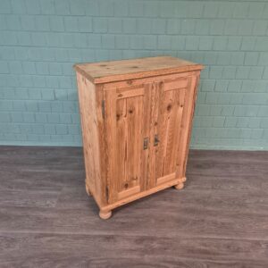 Kitchen Cabinet Gründerzeit 1870 Pine
