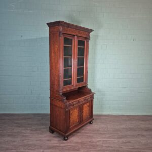 Bookcase Gründerzeit 1880 Walnut
