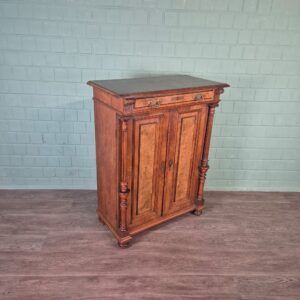 Vertico Gründerzeit 1880 Walnut