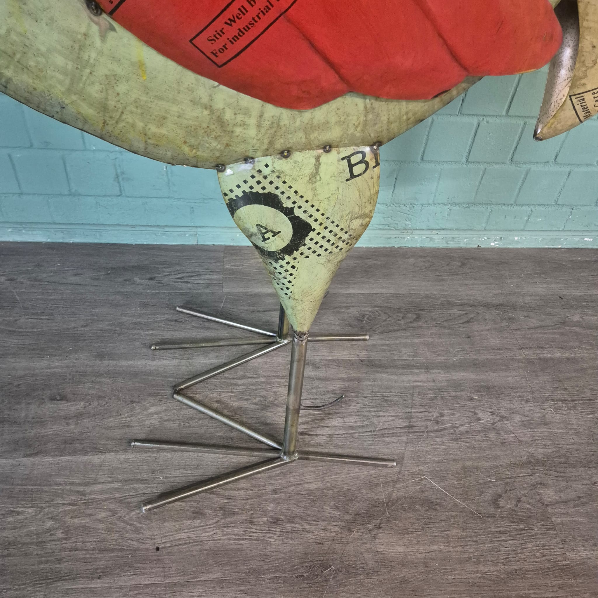 1.760 / 5.000 Decorative Rooster Tin 1.83 m - Image 20