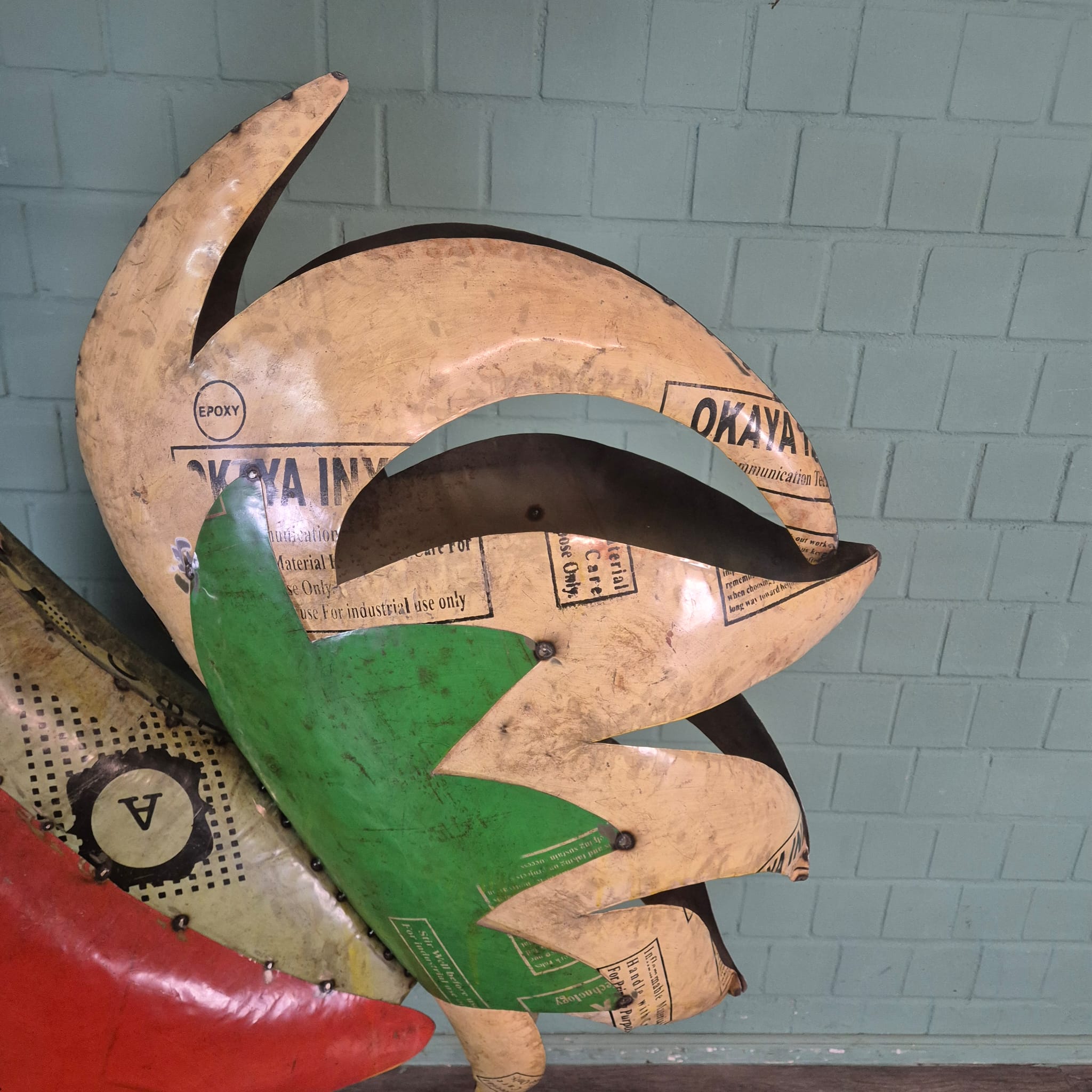 1.760 / 5.000 Decorative Rooster Tin 1.83 m - Image 19