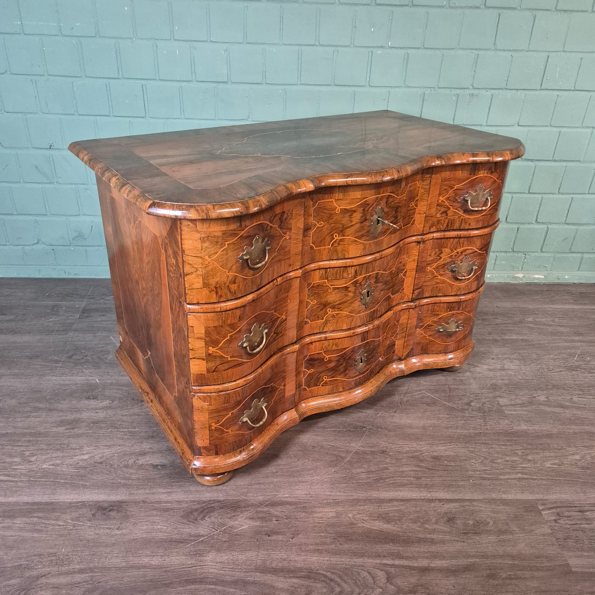 Chest of Drawers Baroque 1770 Walnut - Image 4