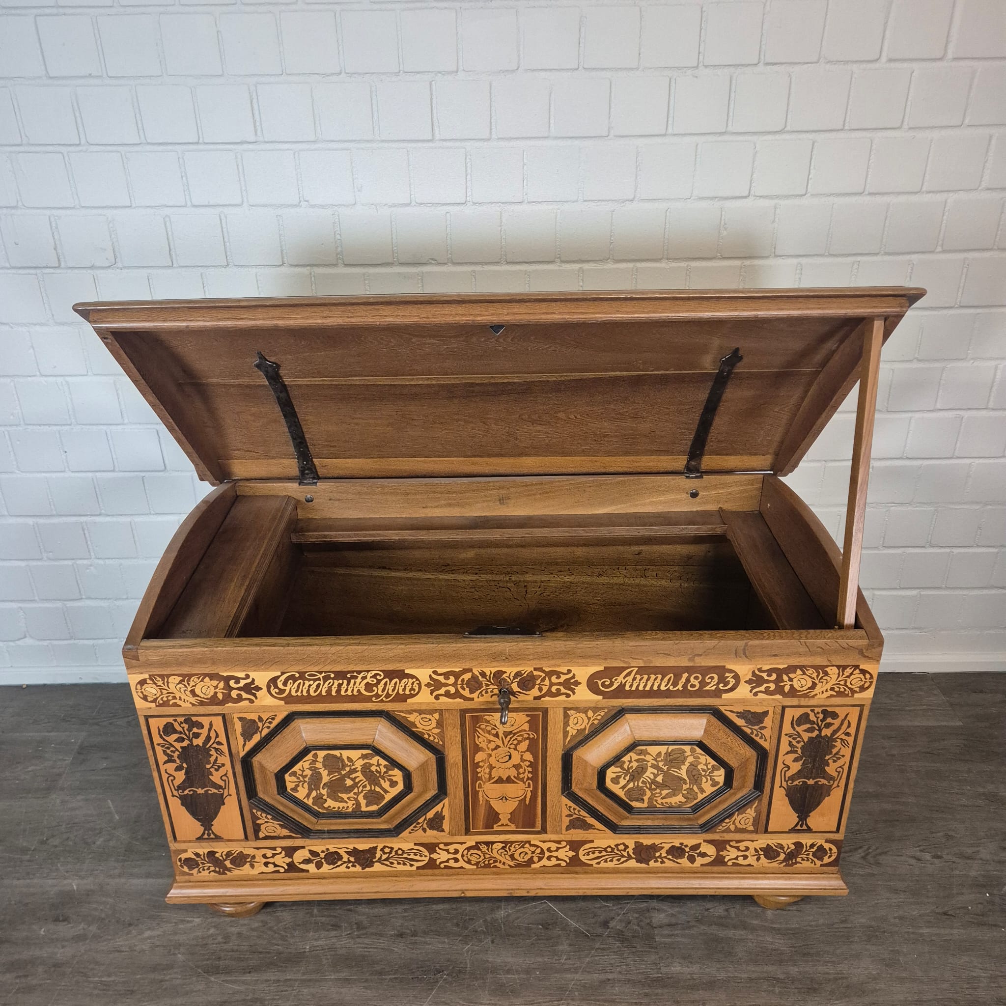 Vierlande Wedding Chest – Hope Chest, 1823 - Image 12