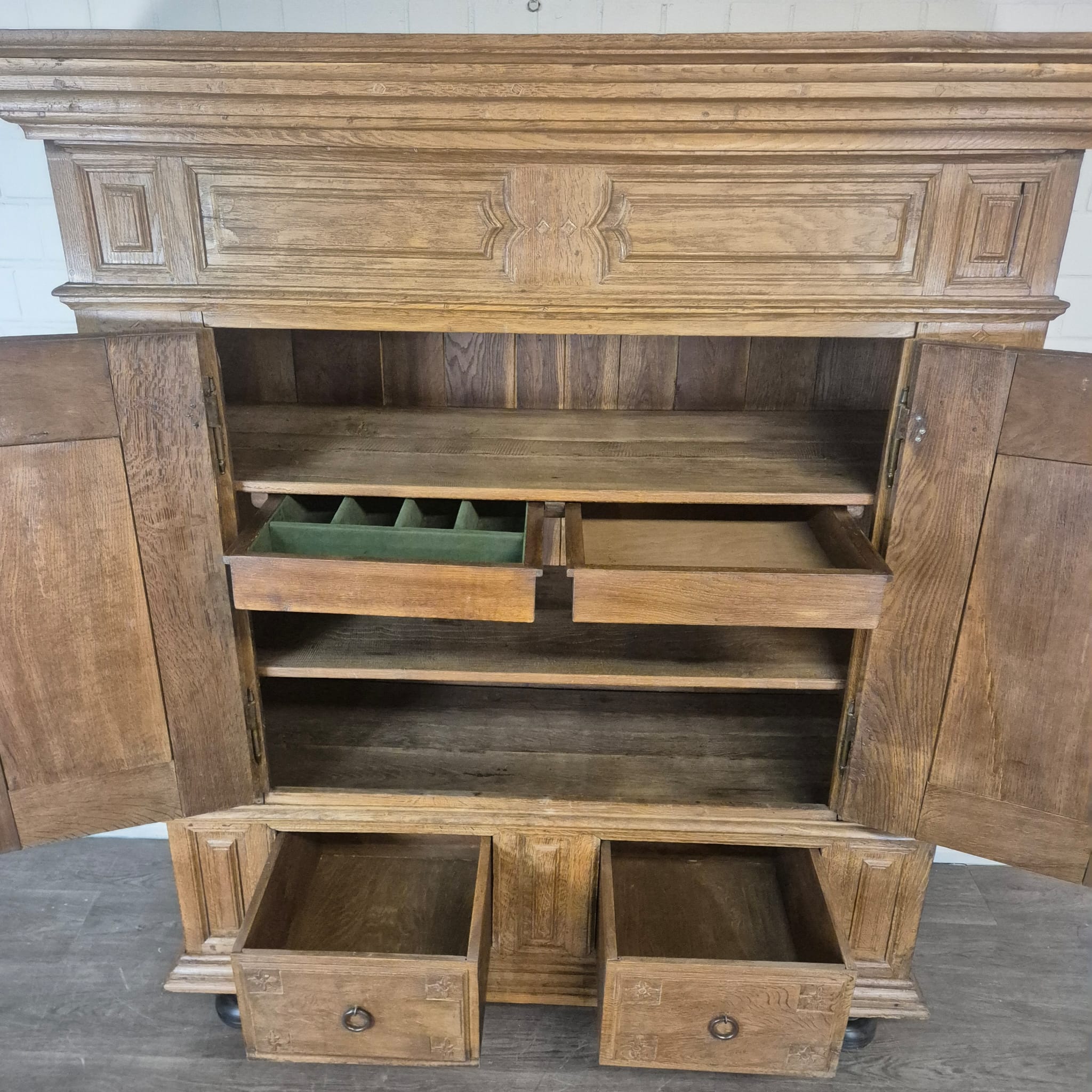 Baroque Wardrobe – Solid Oak, ca. 1780 - Image 19