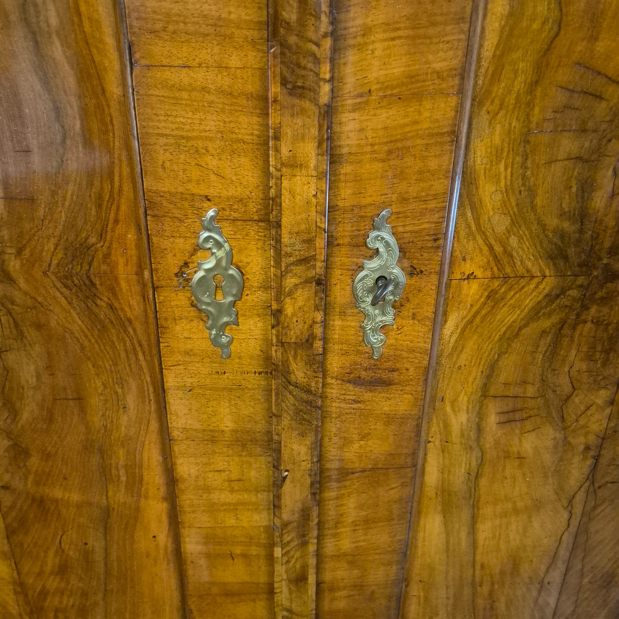 Cabinet Baroque 1770 Walnut - Image 13