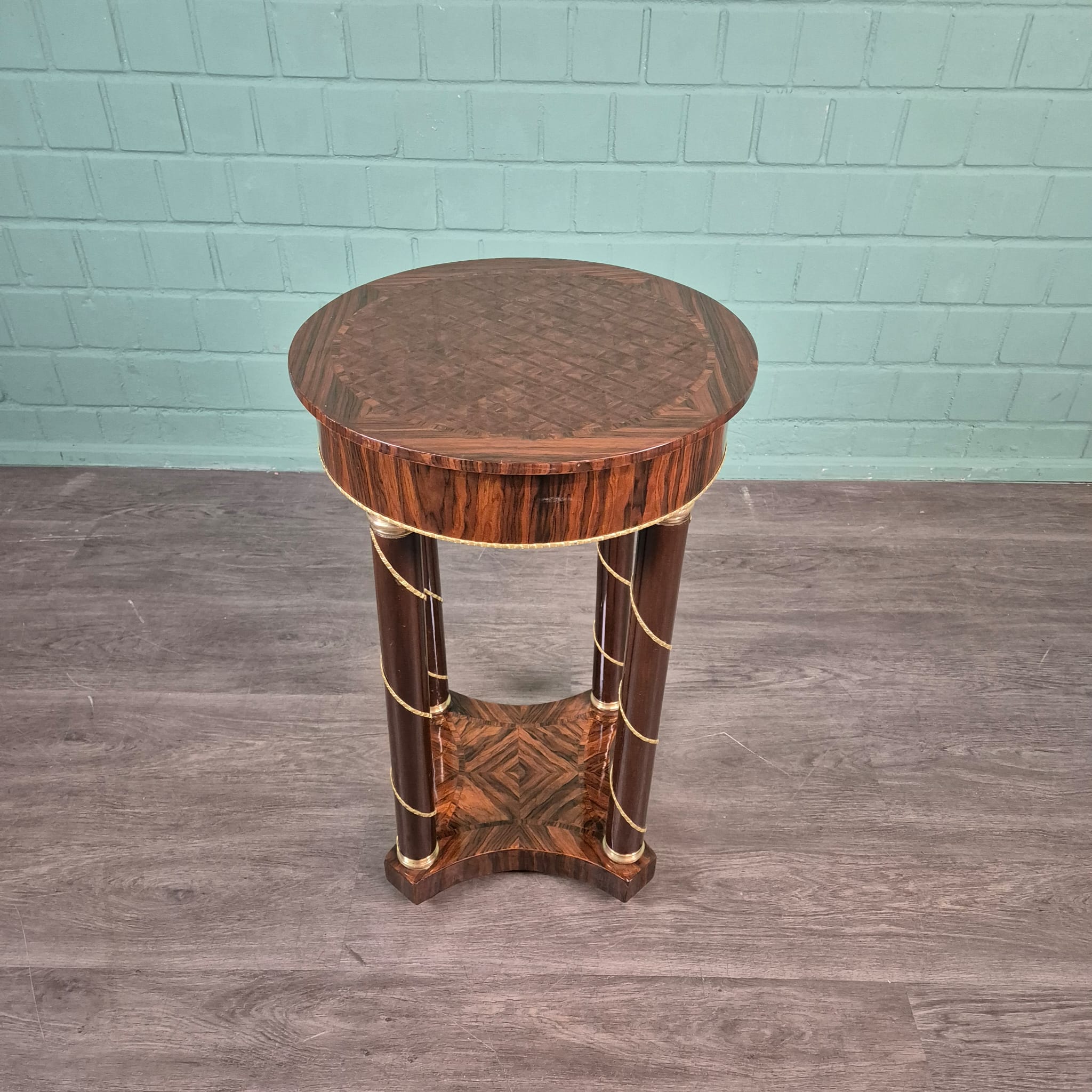 Table Walnut Ø 0,47 m - Image 4