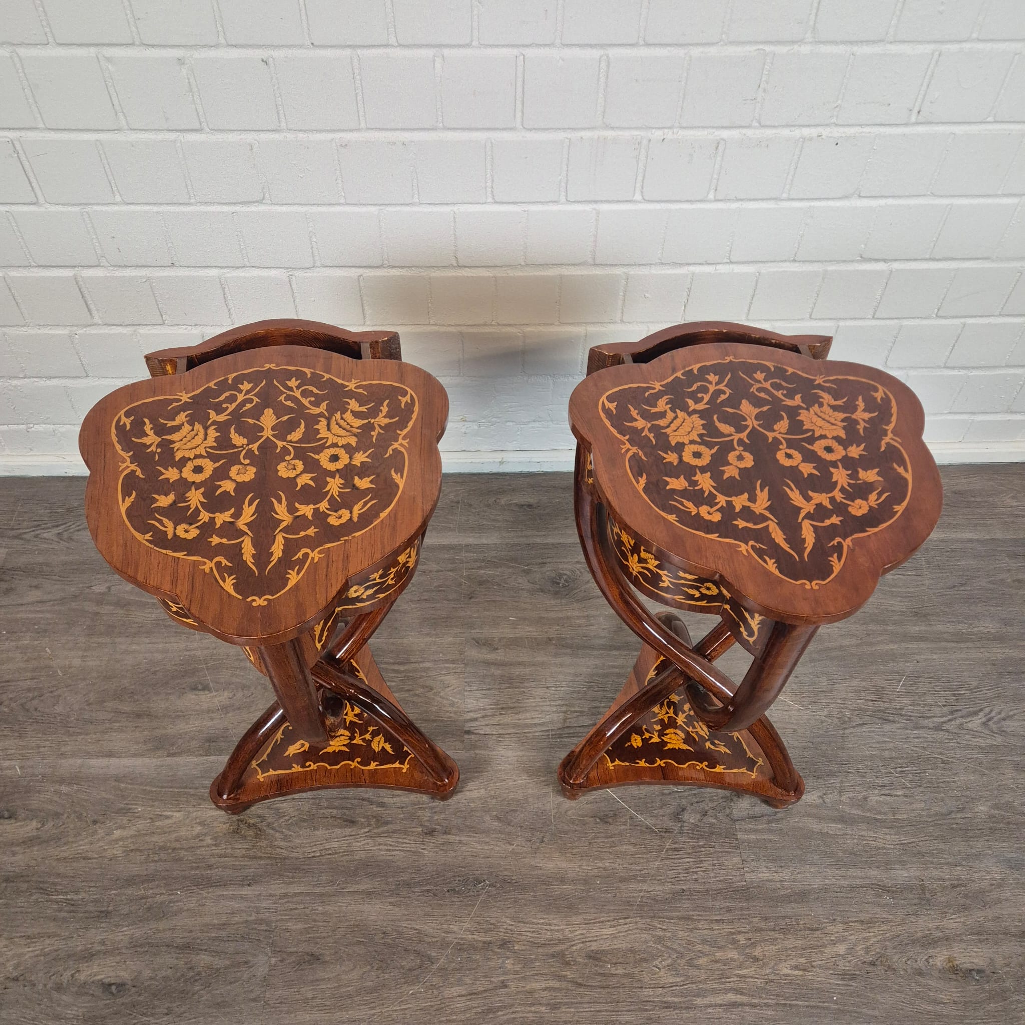 Set Tables Walnut Baroque-style 0,45 m - Image 12