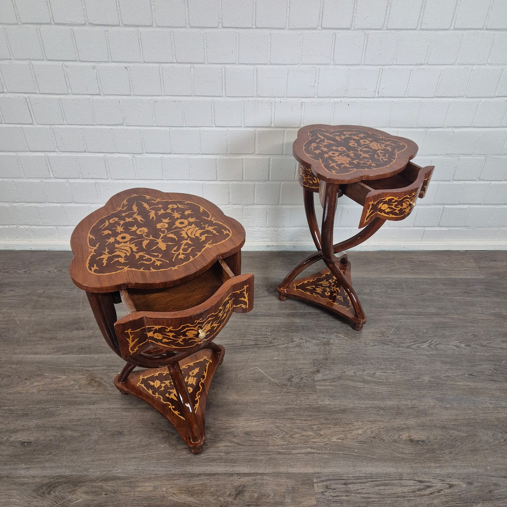 Set Tables Walnut Baroque-style 0,45 m - Image 10