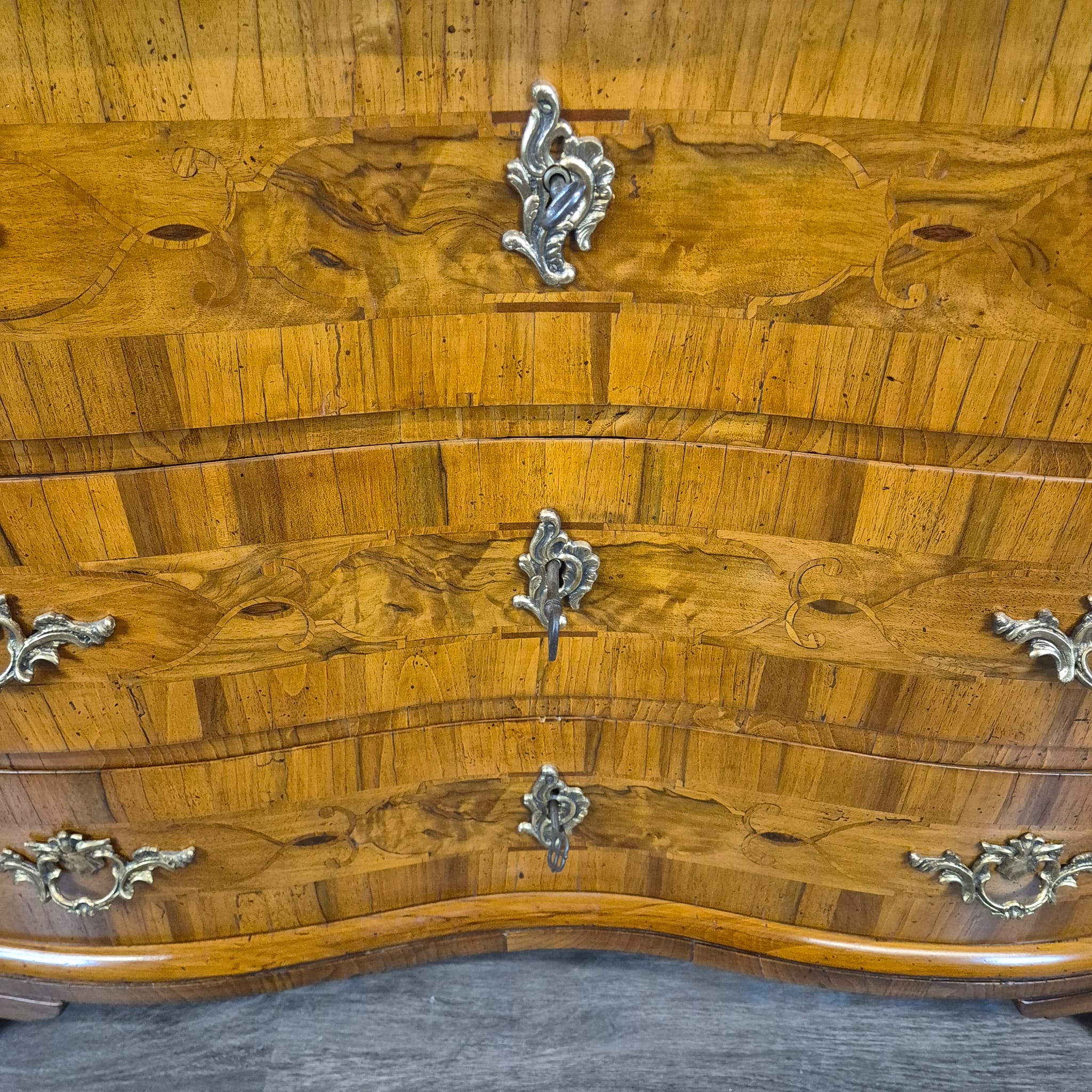 Chest of Drawers Baroque 1770 Walnut - Image 8