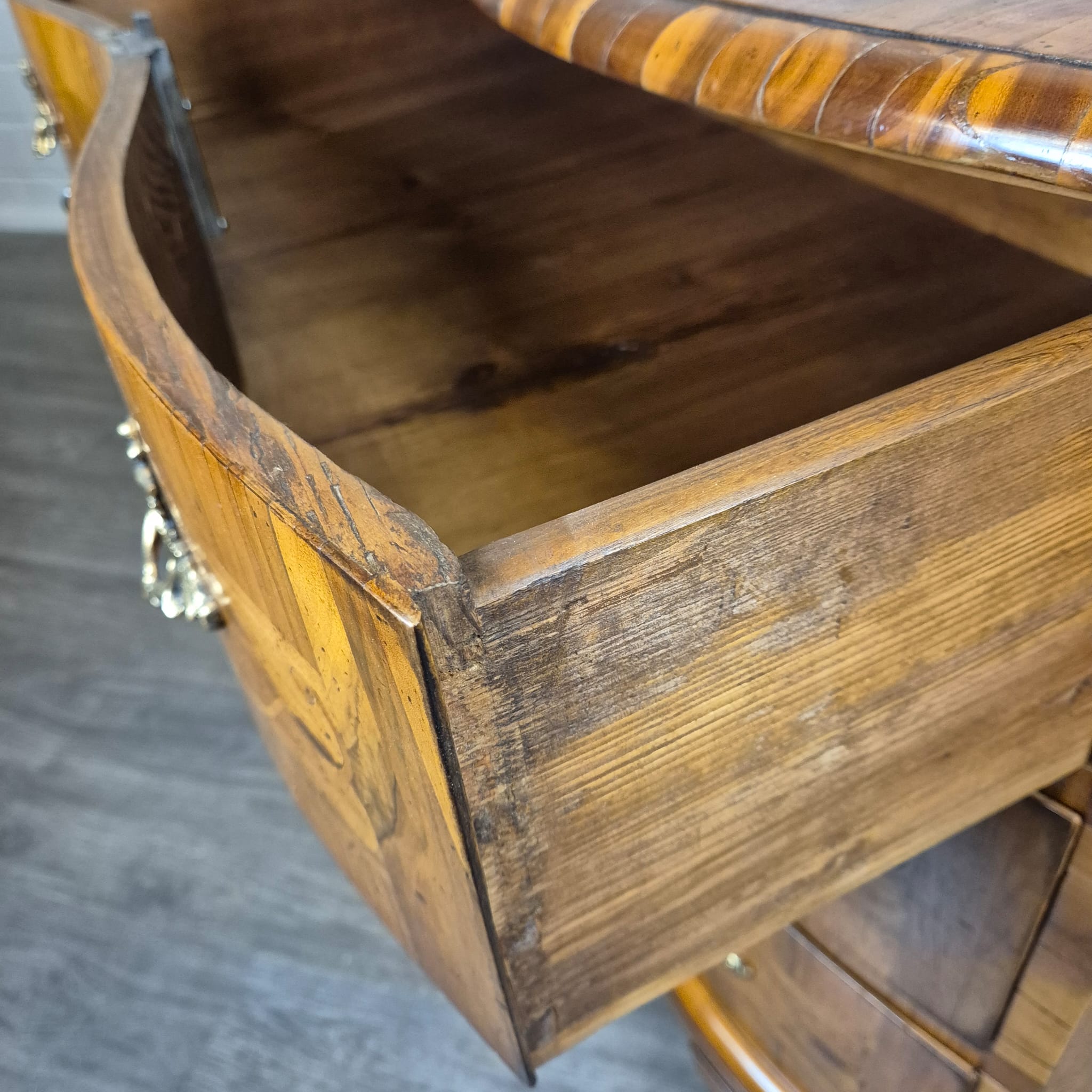 Chest of Drawers Baroque 1770 Walnut - Image 17