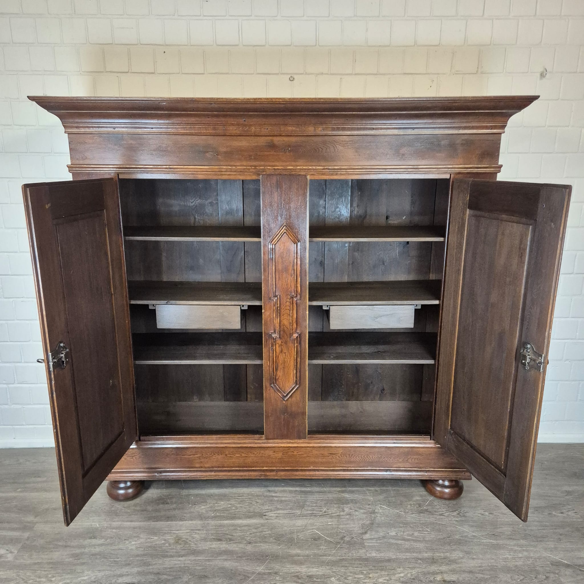 Wardrobe Baroque 1770 Oak - Image 14