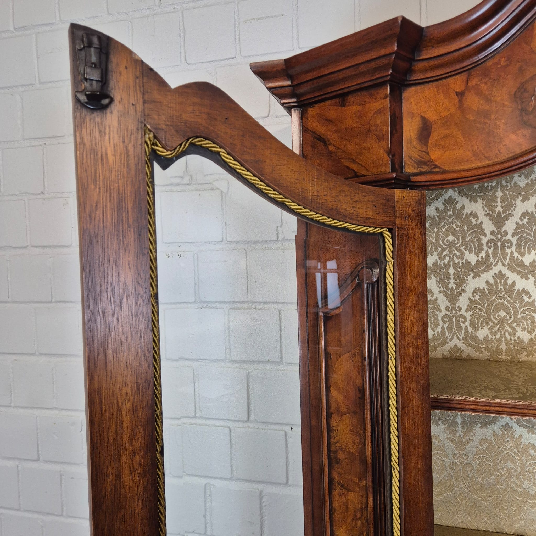 Display Cabinet Neo-baroque Walnut 1,35 m - Image 18