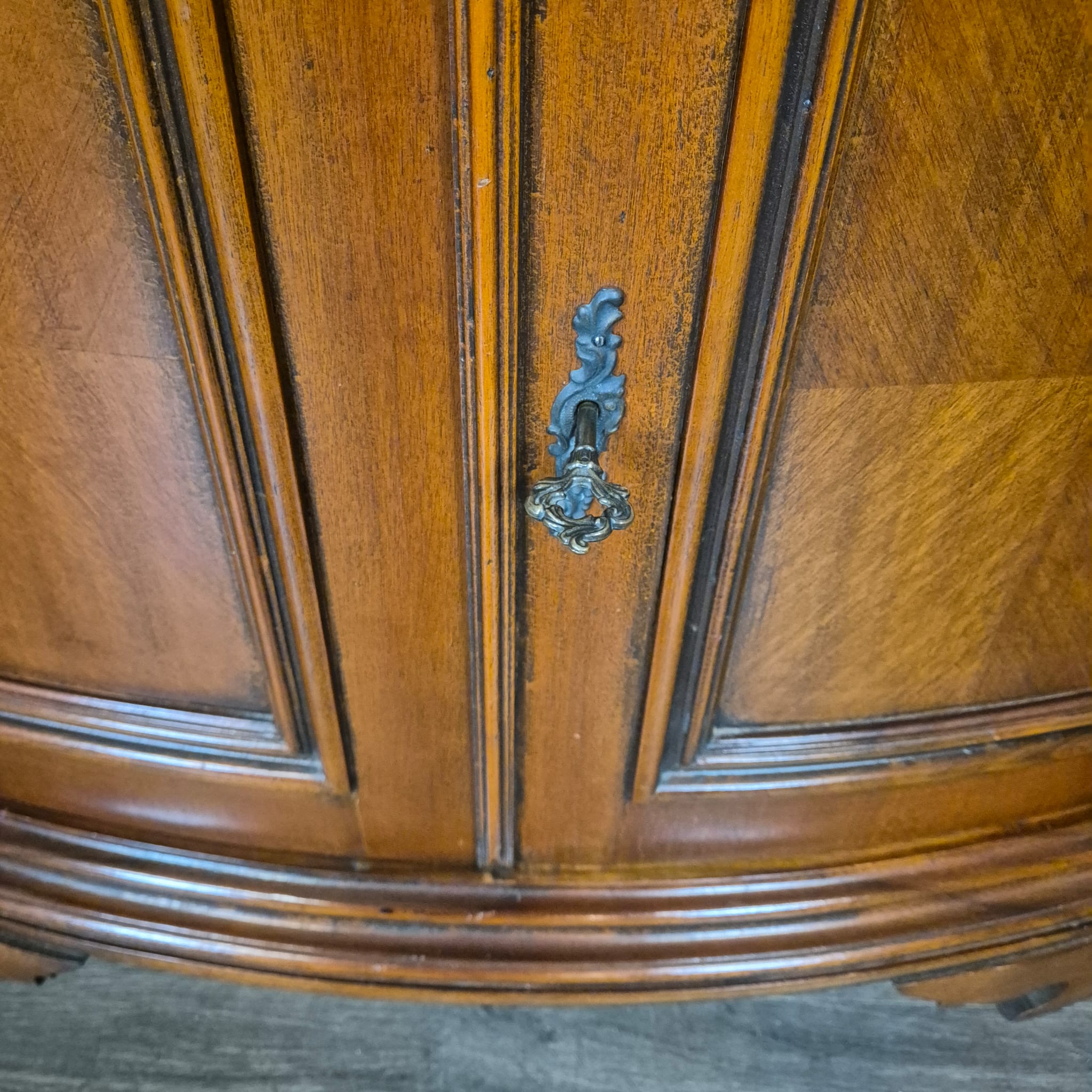 Display Cabinet Neo-baroque Walnut 1,35 m - Image 10