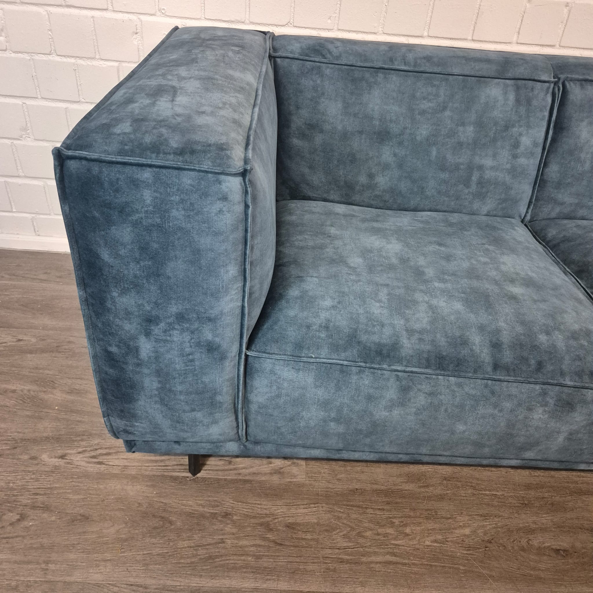 Sofa Blue 2,74 m Velvet - Image 9