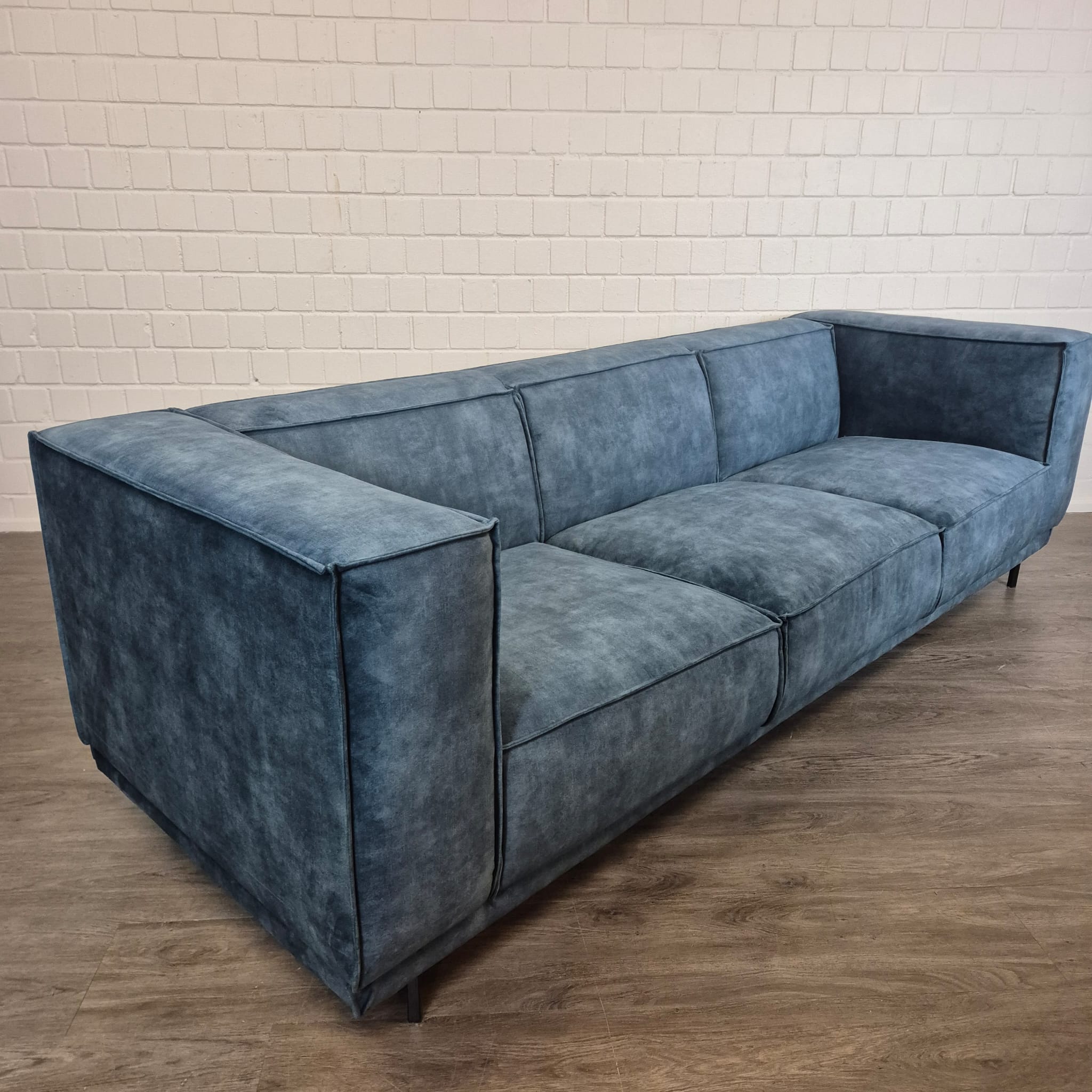 Sofa Blue 2,74 m Velvet - Image 5