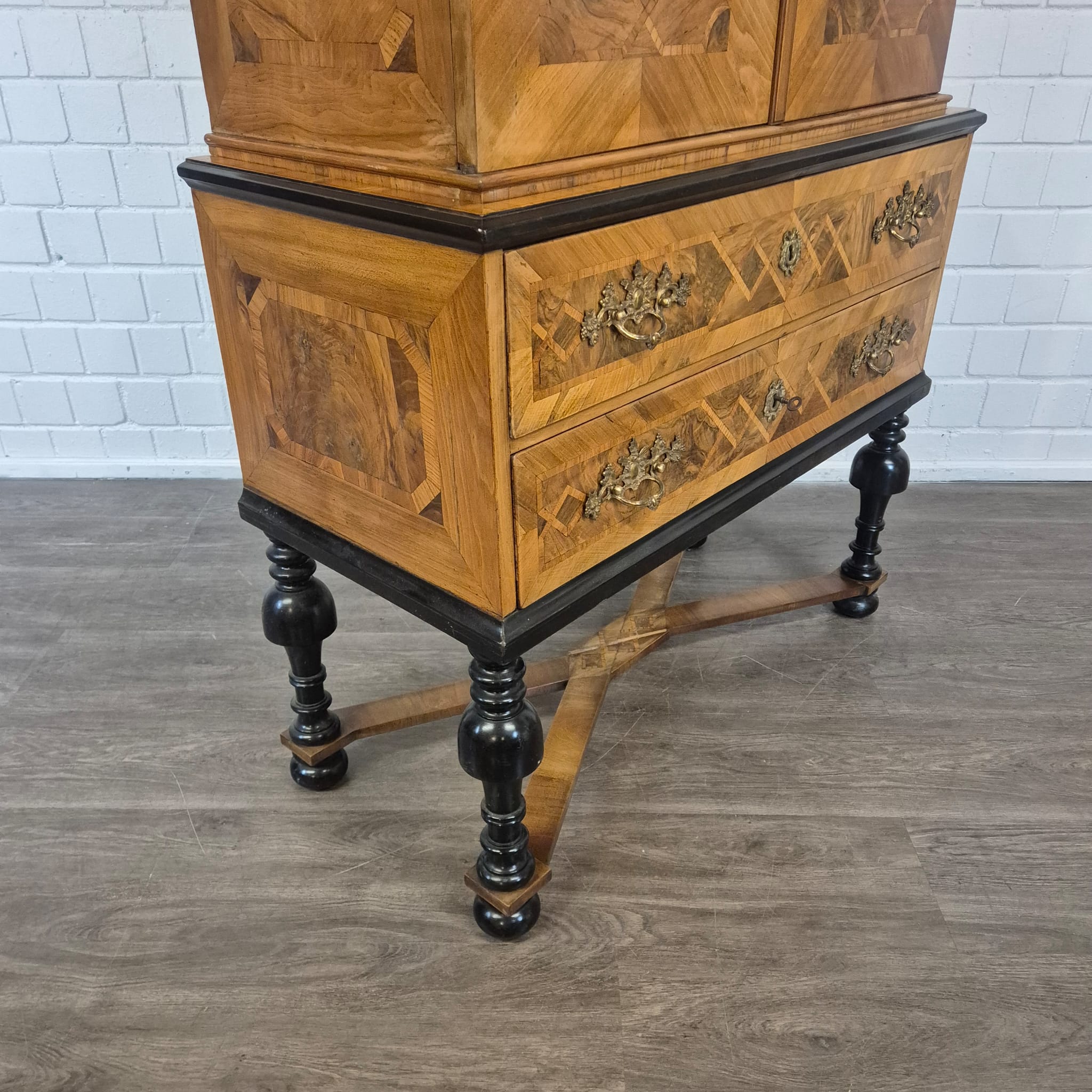 Cabinet Baroque 1770 Walnut - Image 12