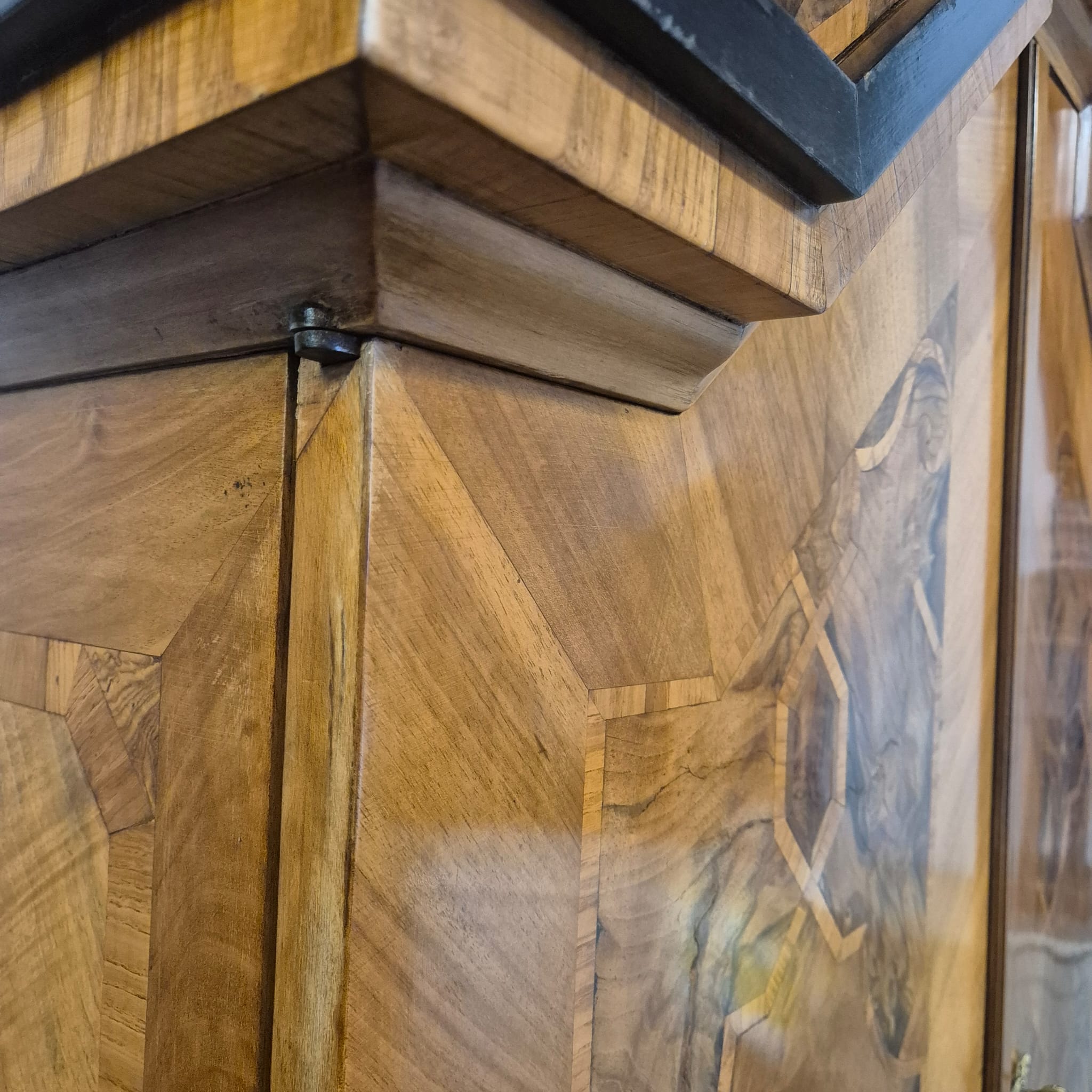 Cabinet Baroque 1770 Walnut - Image 10