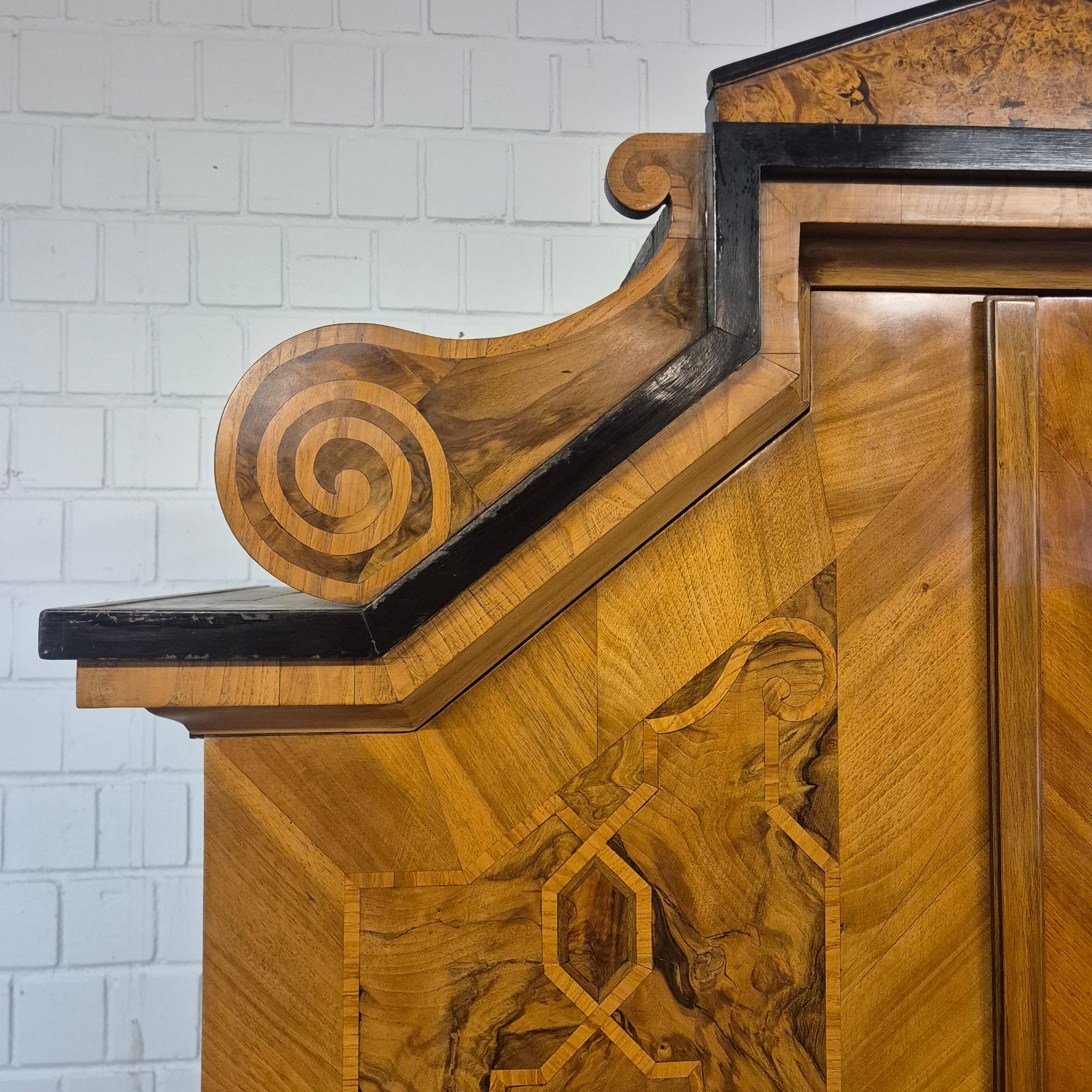 Cabinet Baroque 1770 Walnut - Image 19