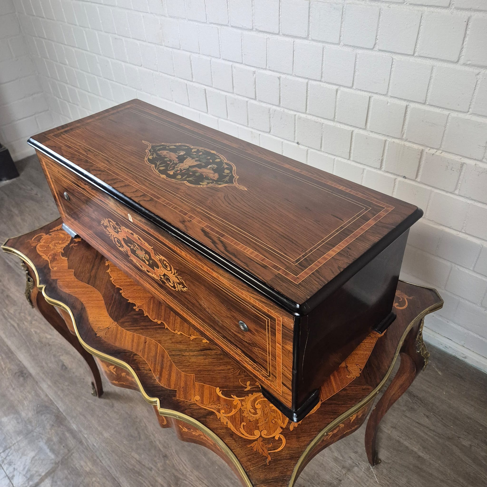 Music Box 1870 Walnut - Image 5