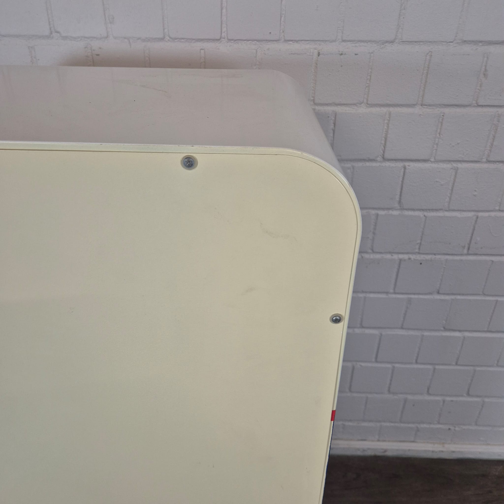 Bosch Classic Edition Pepsi-Cola Refrigerator - Image 15