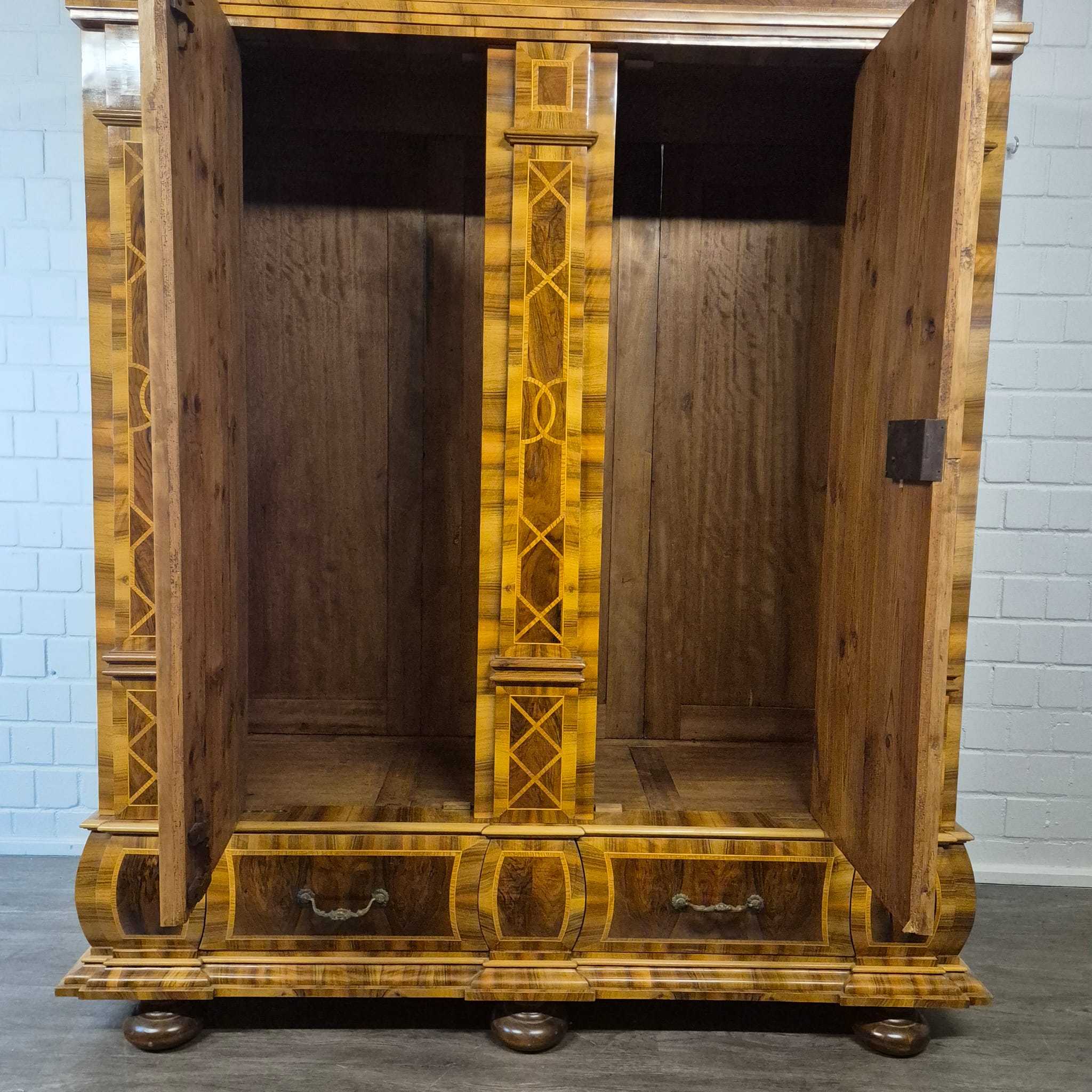 Wardrobe Baroque 1780 Walnut - Image 21