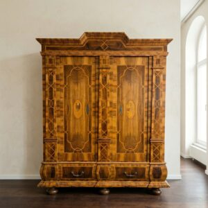 Wardrobe Baroque 1780 Walnut