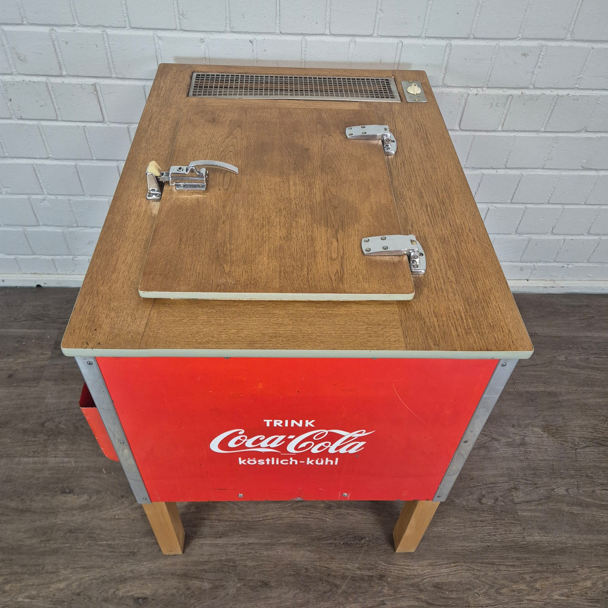 Vintage Coca-Cola Cooler 1950s - Image 6