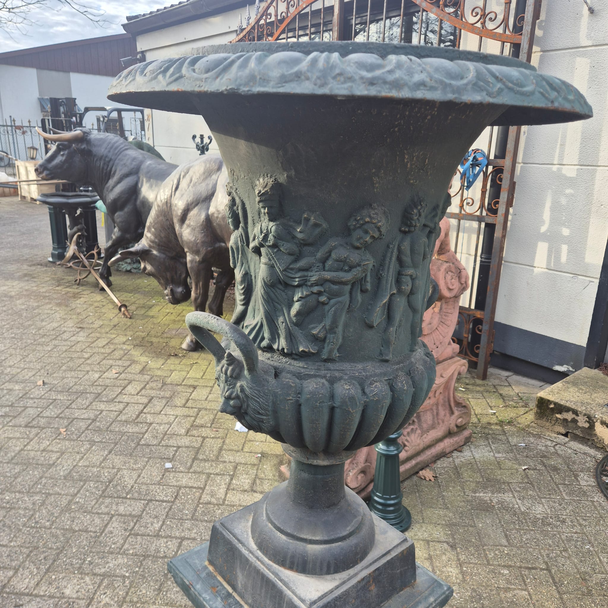 Cast Iron Vase on Pedestal 1.60 m - Image 6