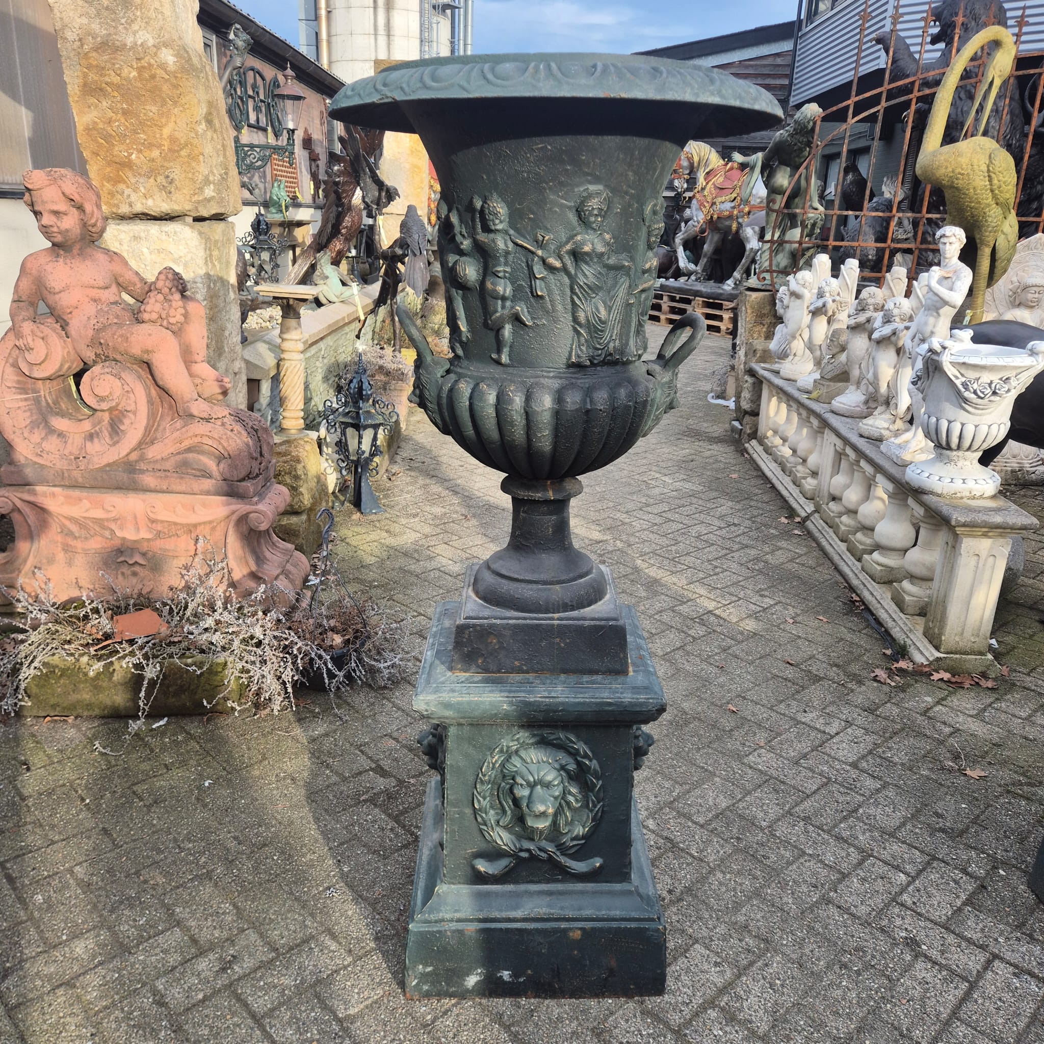 Cast Iron Vase on Pedestal 1.60 m - Image 3