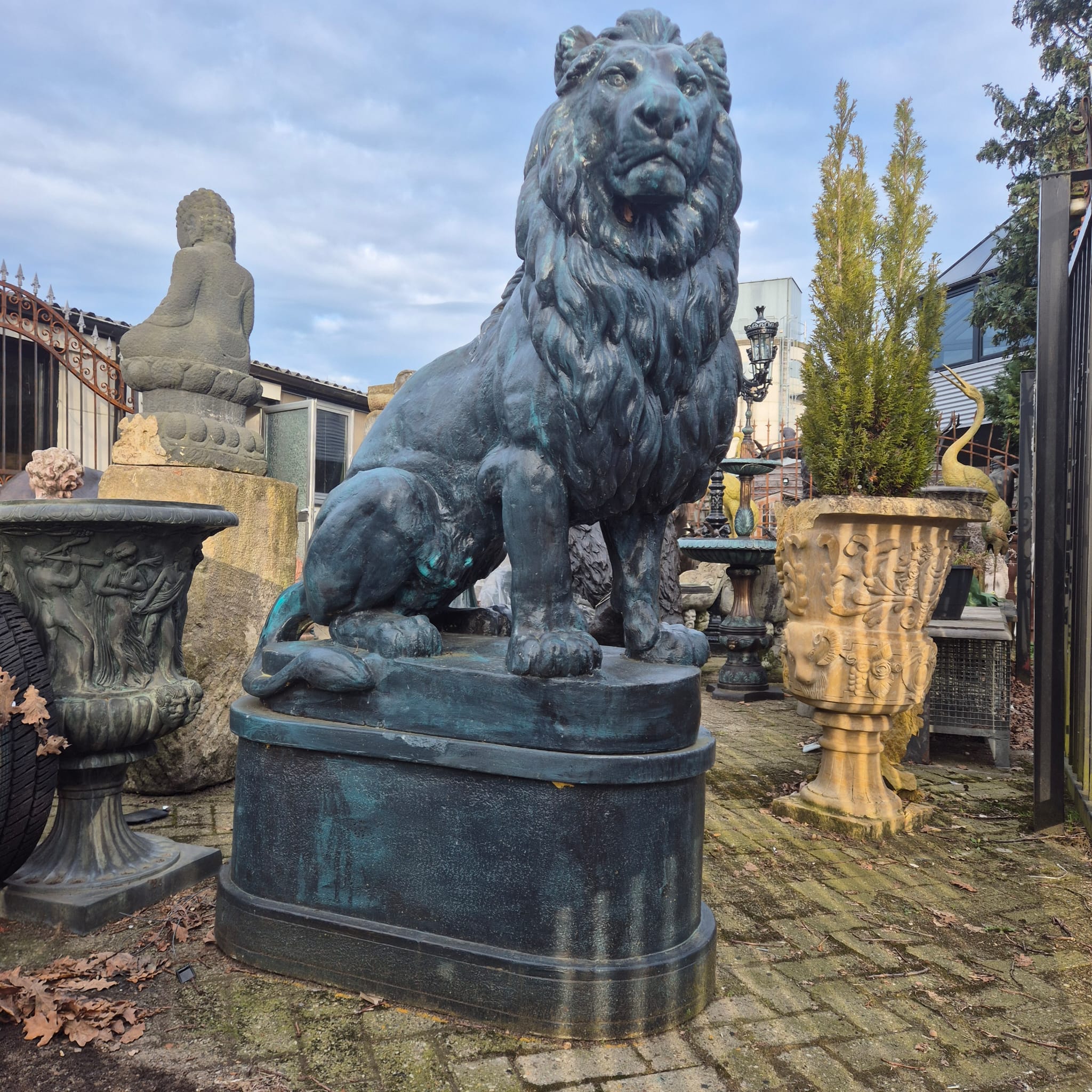 Concrete Lion Garden Statue 1.80 m - Image 4