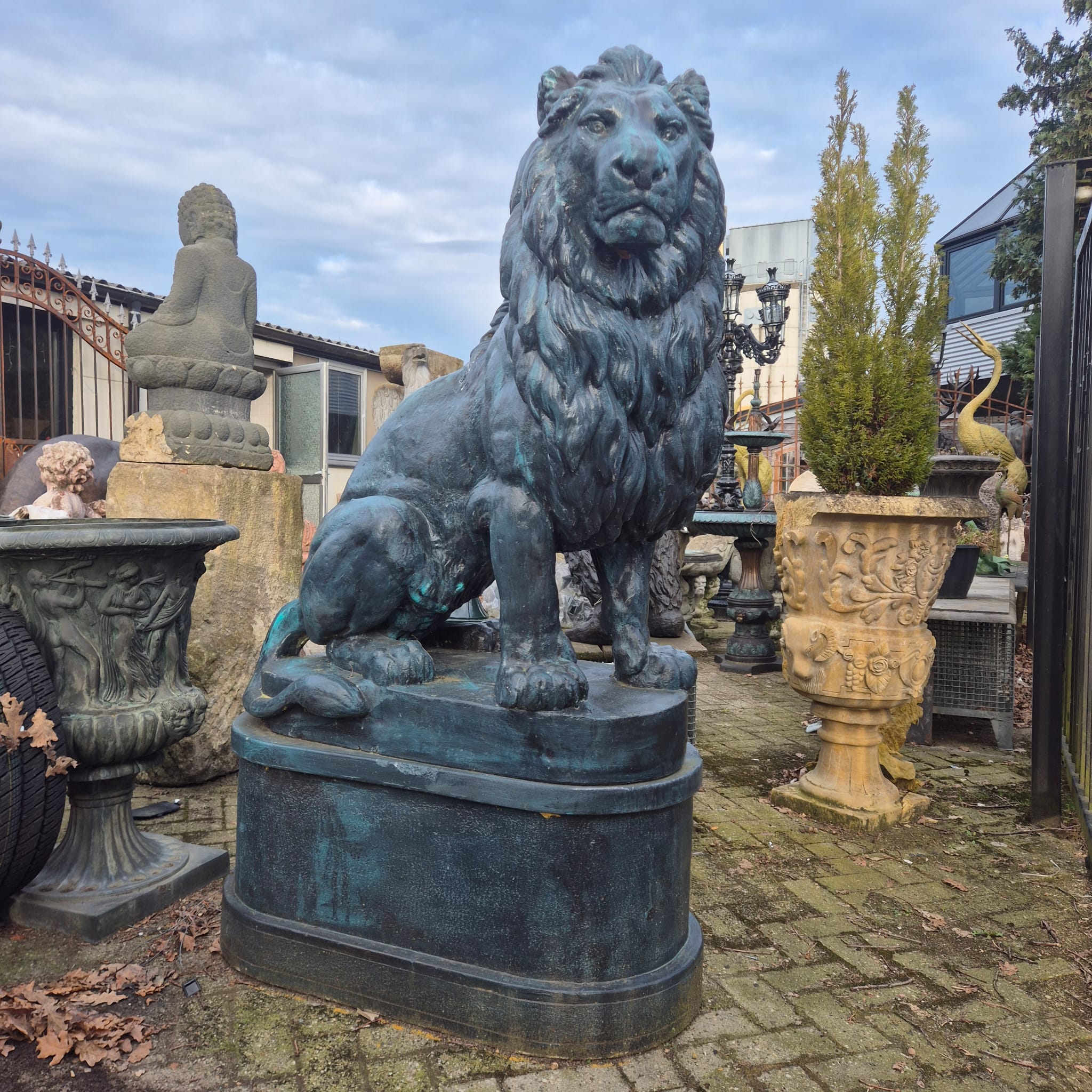 Concrete Lion Garden Statue 1.80 m - Image 3