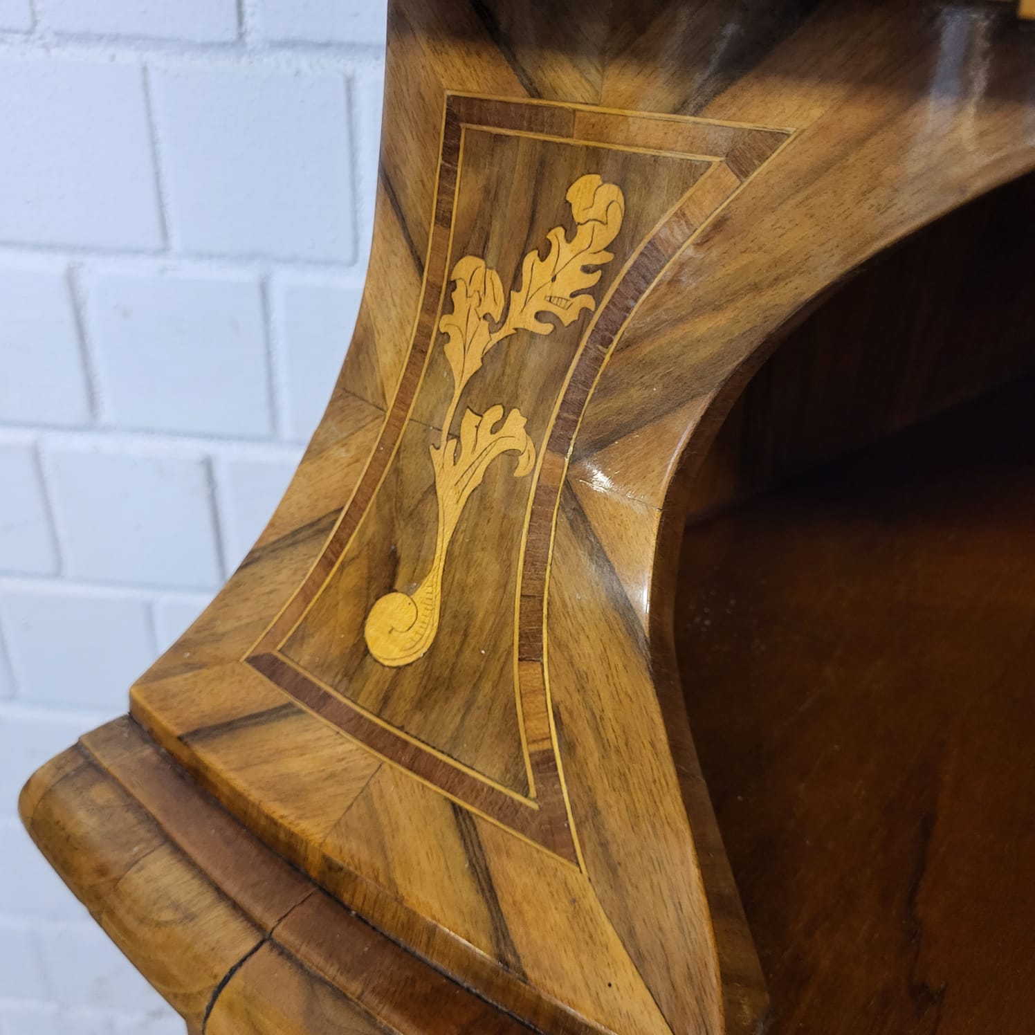 Corner Cabinet Baroque 1780 Walnut - Image 11