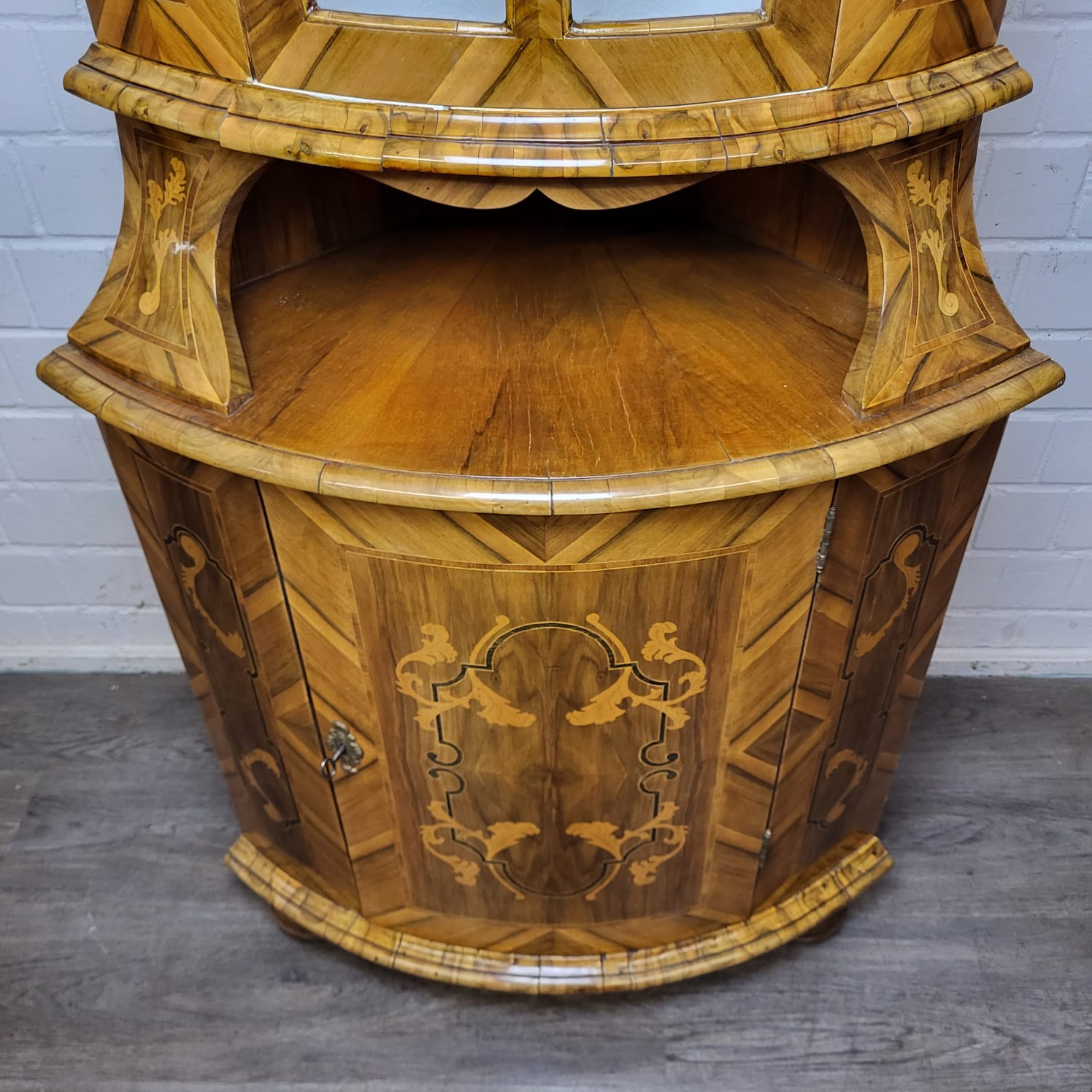 Corner Cabinet Baroque 1780 Walnut - Image 10