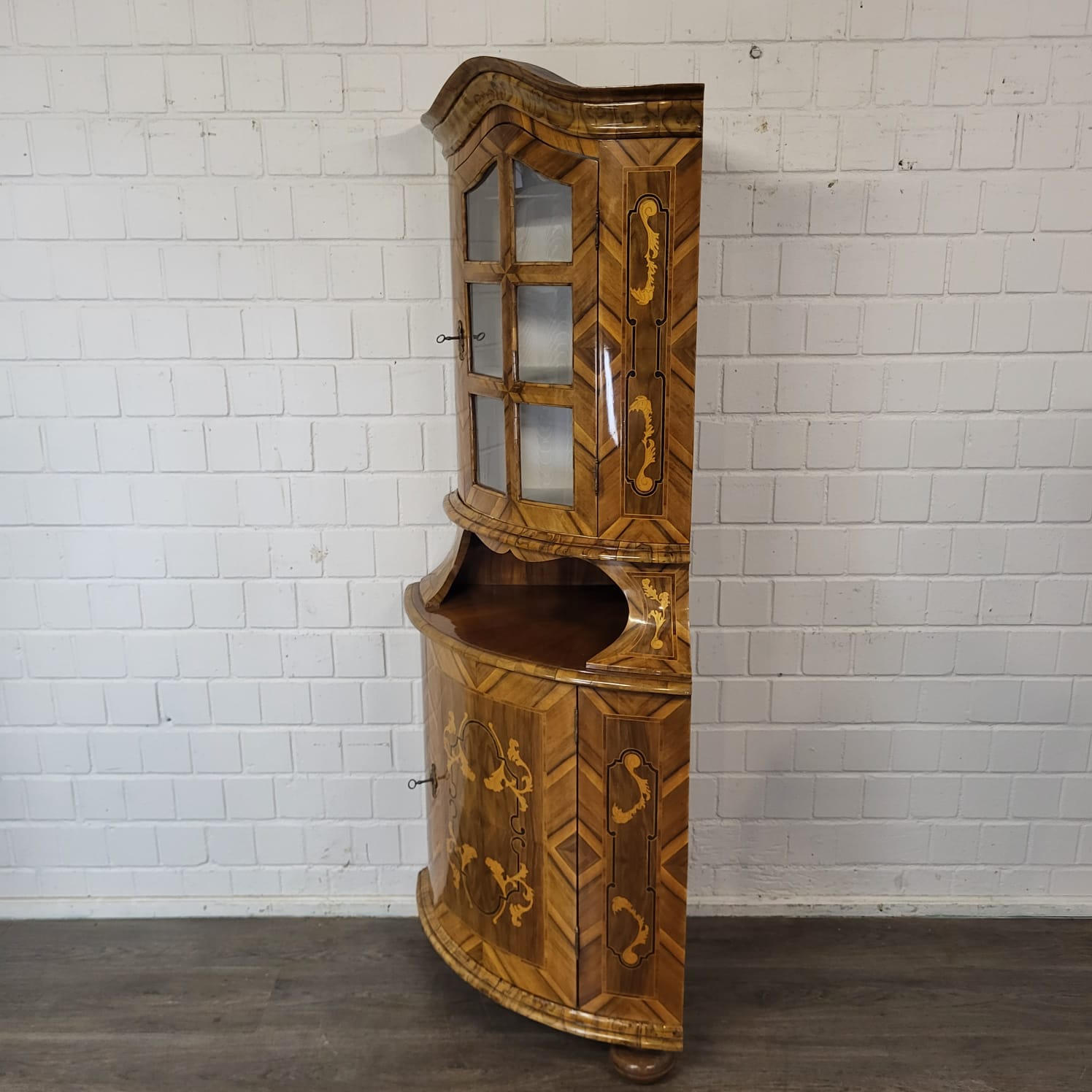 Corner Cabinet Baroque 1780 Walnut - Image 5