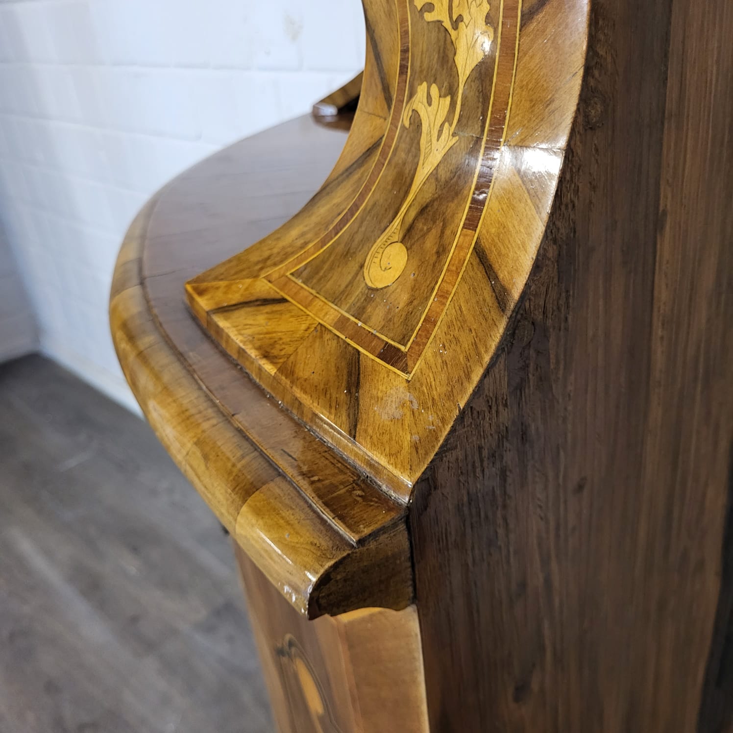 Corner Cabinet Baroque 1780 Walnut - Image 23