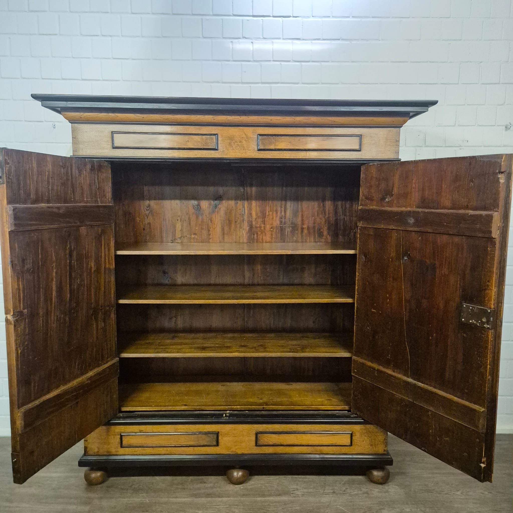 Wardrobe Late baroque 1800 Oak - Image 19