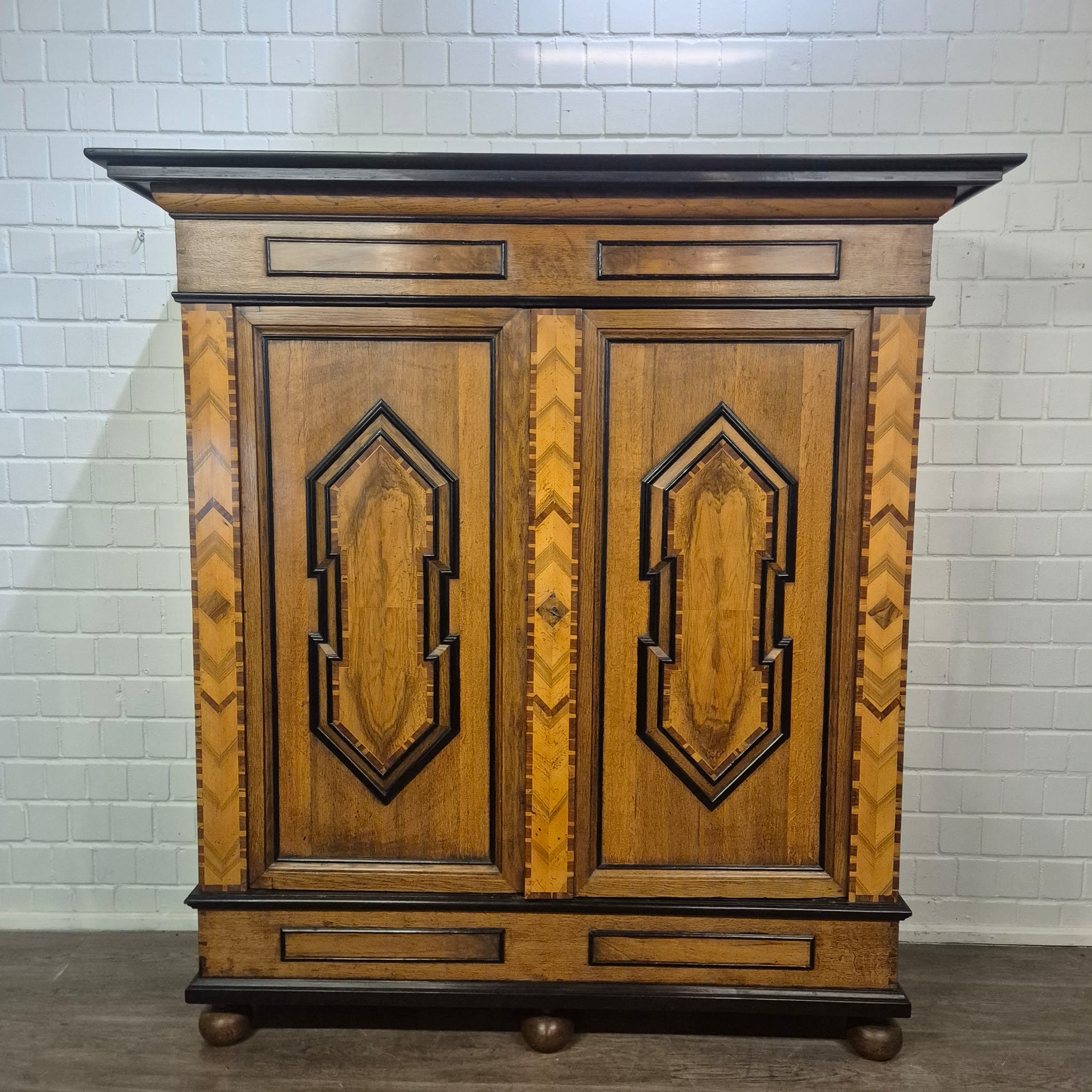Wardrobe Late baroque 1800 Oak - Image 3