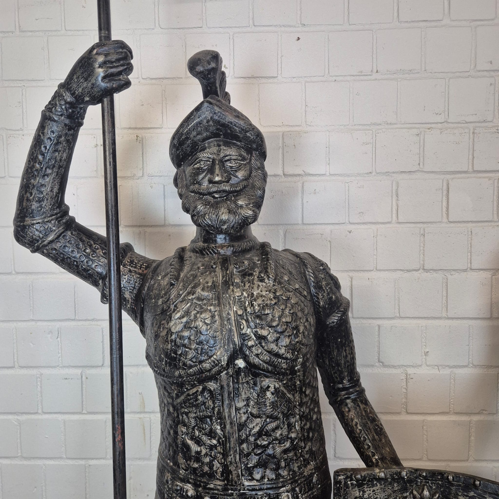 Iron Knight Statues – 2.75 m - Image 13