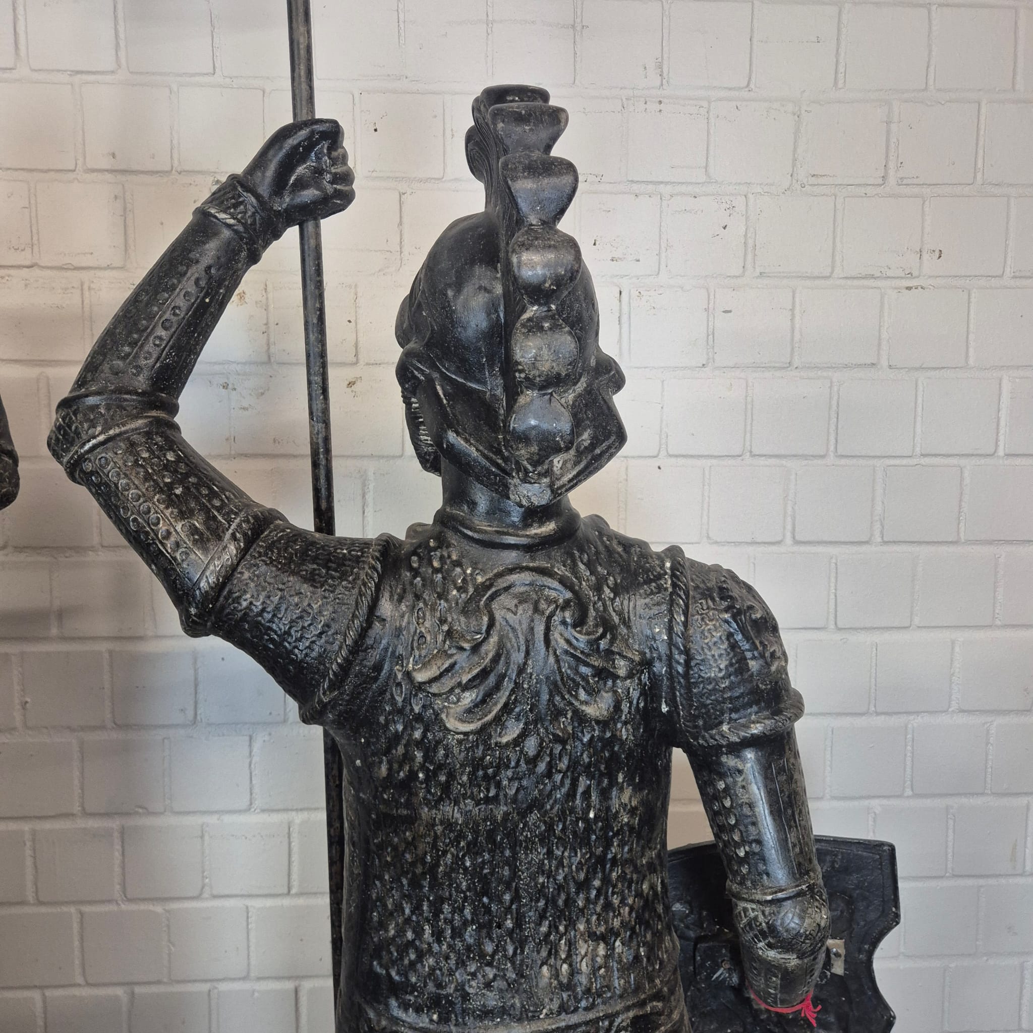 Iron Knight Statues – 2.75 m - Image 20