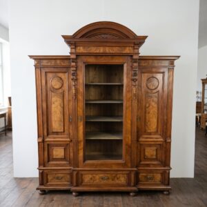 Bookcase Gründerzeit 1880 Walnut
