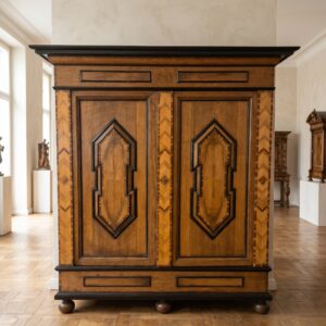 Wardrobe Late baroque 1800 Oak
