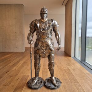 "The Protector" Knight Statue – Steel Metal Art – 1.95 m